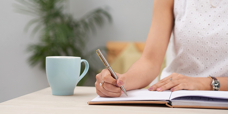 apa manfaat journaling untuk seorang ibu