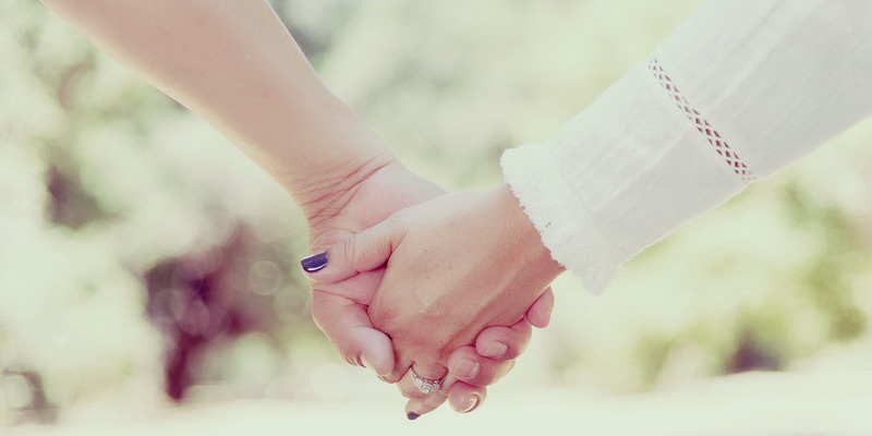 9 Cara Mengungkapkan Cinta Pada Suami 9 Cara Mengungkapkan Cinta Pada Suami